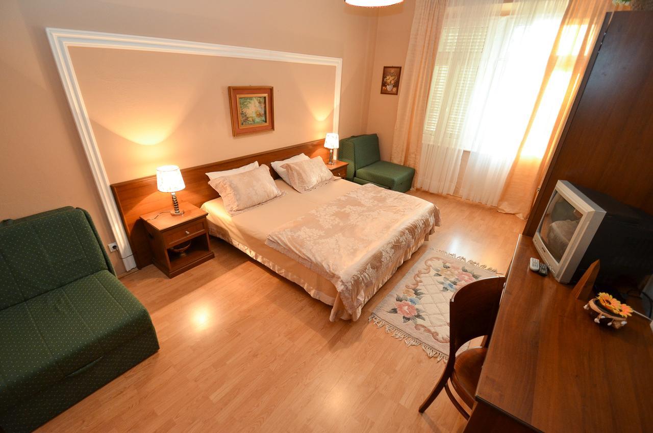 Apartments Vojin ريسان المظهر الخارجي الصورة